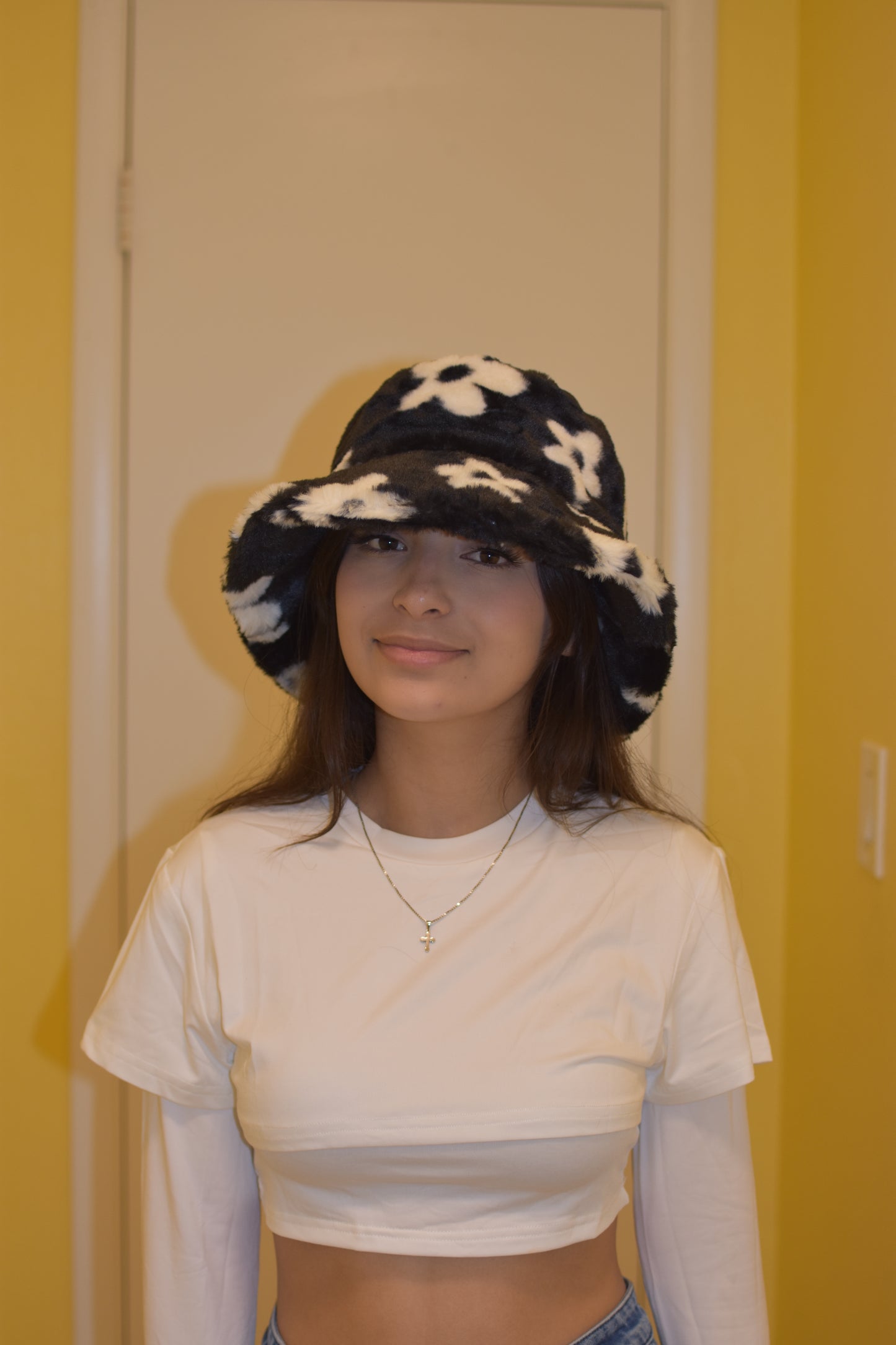 Bucket hat