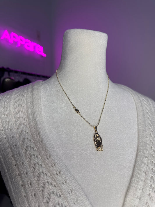 Virgin Mary chain & pendant ✨